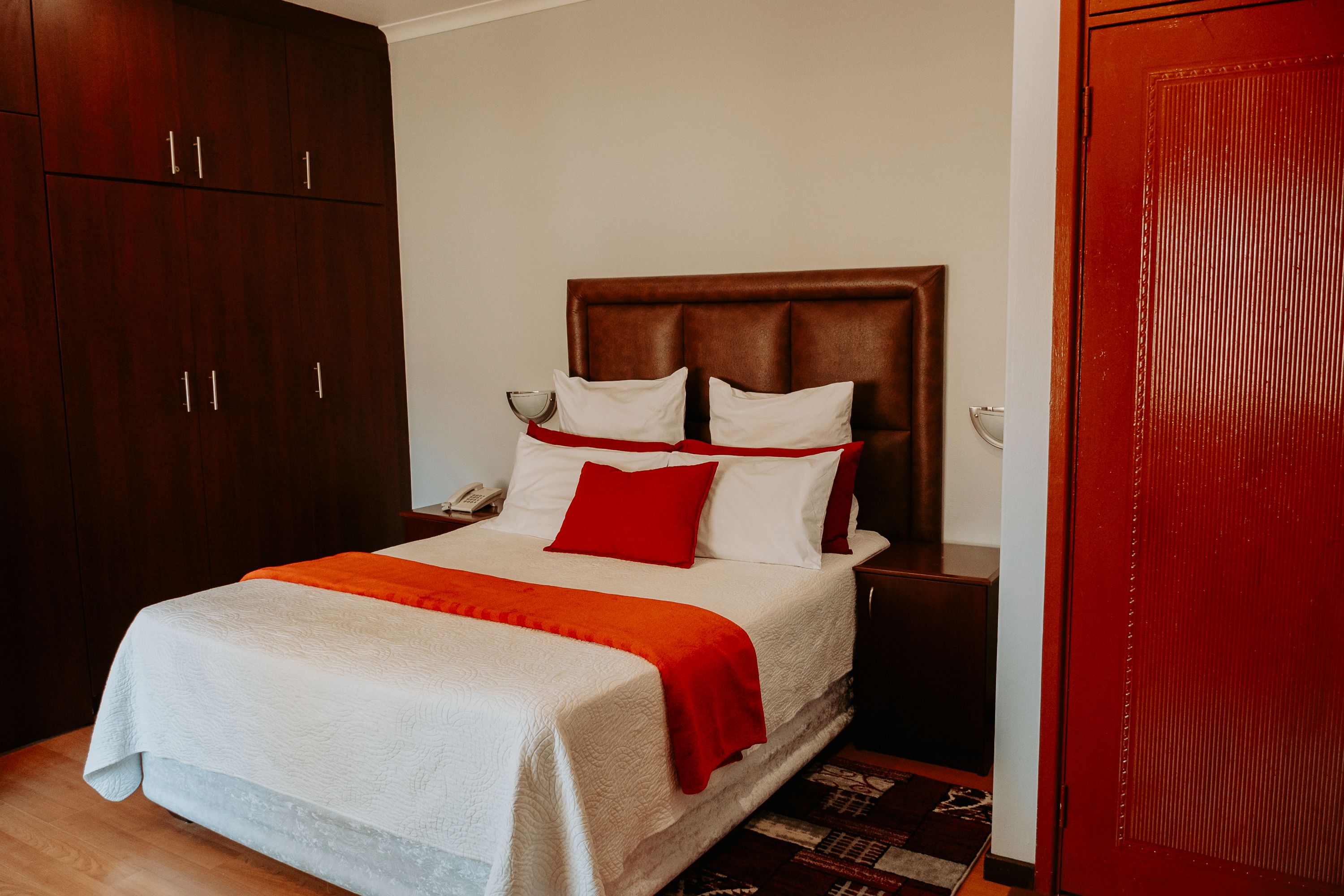 Deluxe Room Bathroom